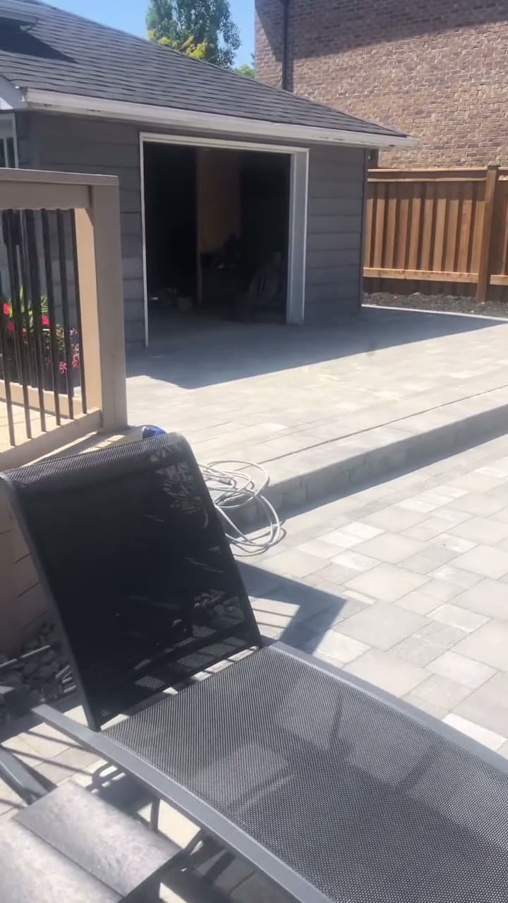 Oakville Backyard & Pool