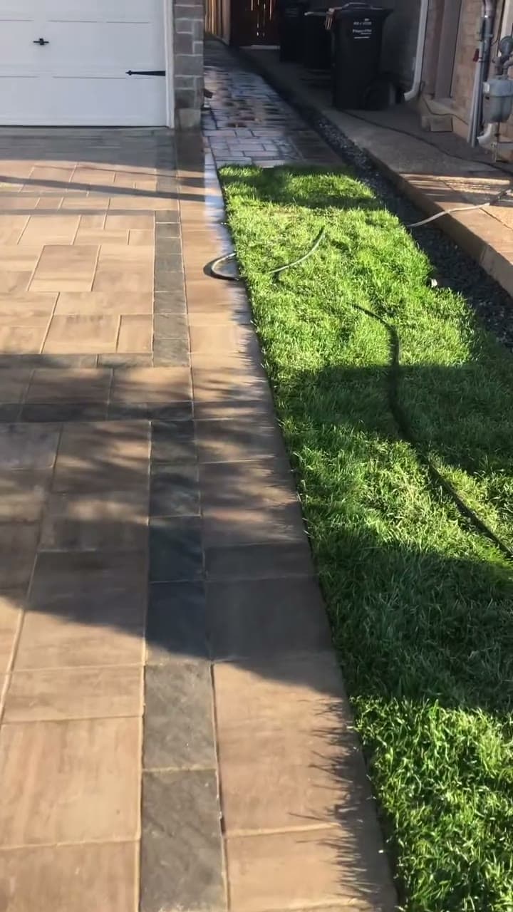 Driveway Interlocking